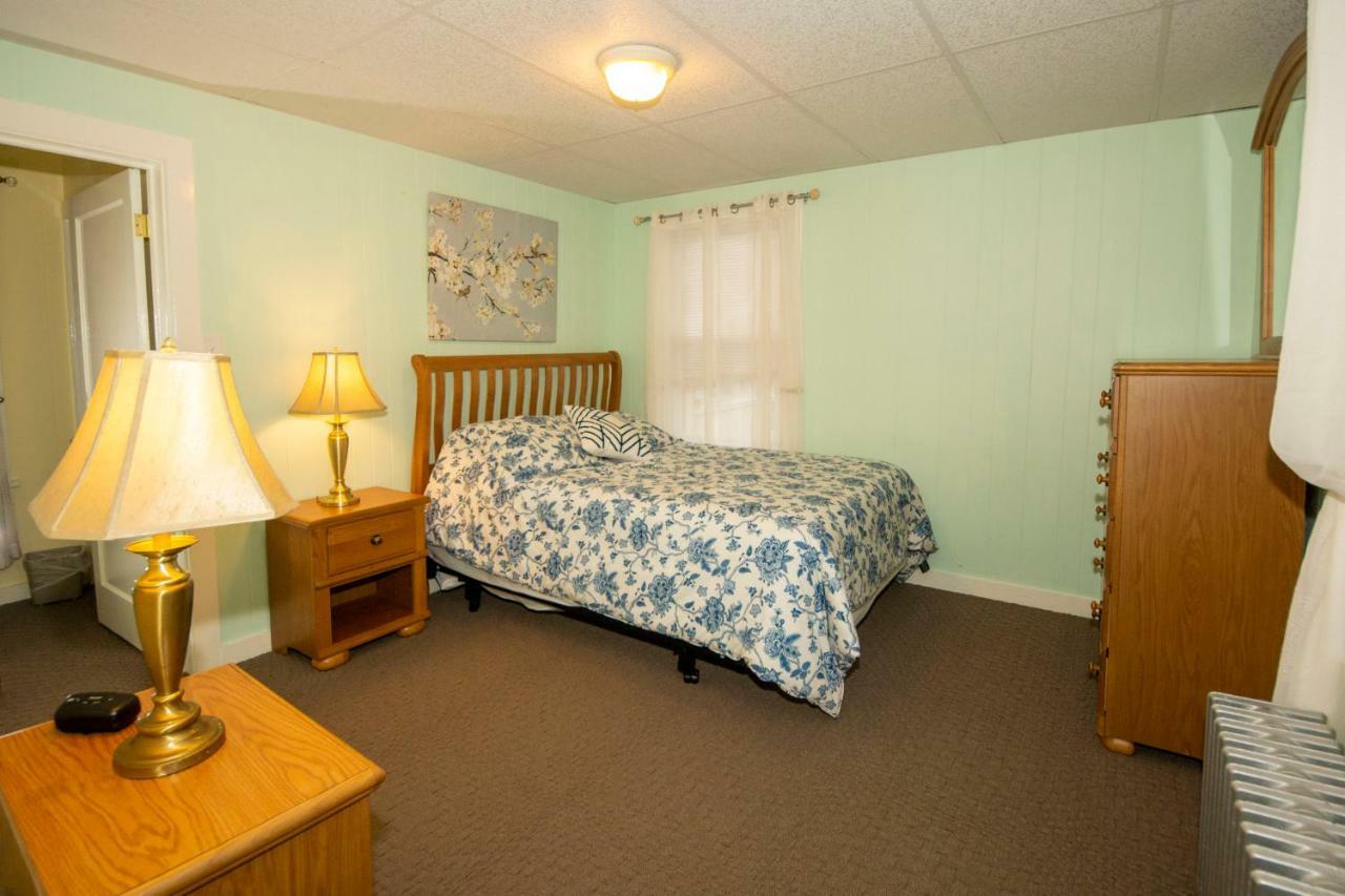 Motel Simmons And